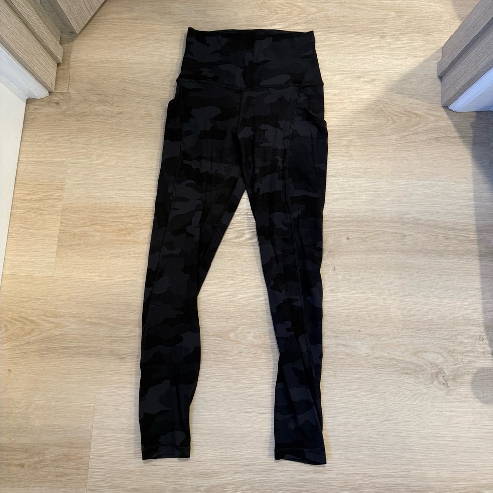 LuluLemon Black Camouflage Leggings